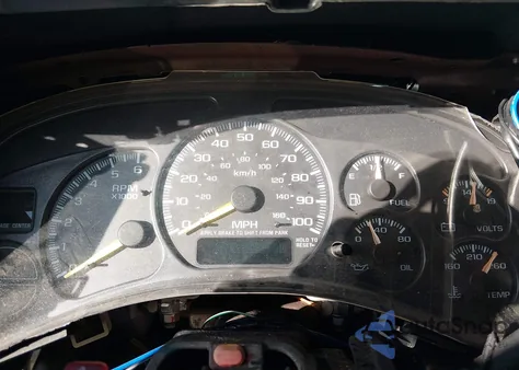 2001 Chevrolet Suburban 1500 Lt from USA, damaged, VIN 3GNFK16T61G165437